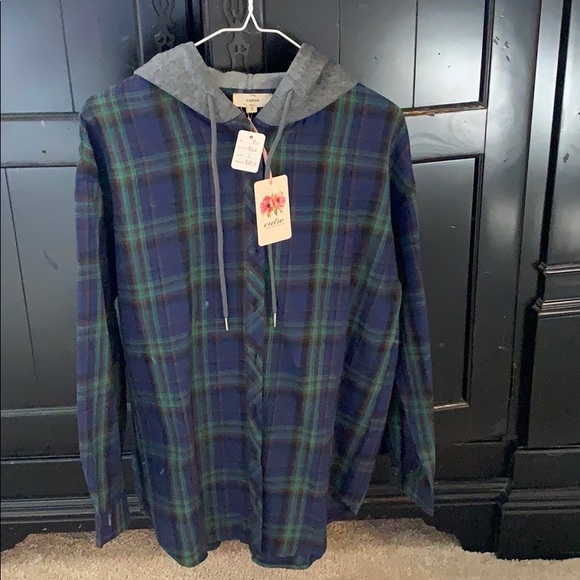 Hooded plaid flannel - Picture 4 of 4
